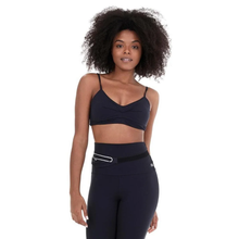 Charger l&#39;image dans la galerie, Model Front: Alto Giro Fitness Haut Top Bodytex Costas Decotada Preto
