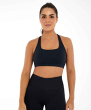 Charger l&#39;image dans la galerie, Model Front: Alto Giro Fitness Haut Top Hyper Costas Cruzadas Preto
