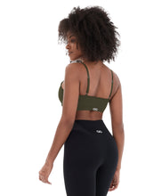 Charger l&#39;image dans la galerie, Model Back: Alto Giro Fitness Haut Top Sem Costura Essential Verde Kalamata

