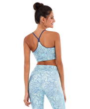 Charger l&#39;image dans la galerie, Model Back: Alto Giro Fitness Haut Top Staff Alcinha Dupla Face Azul Movement
