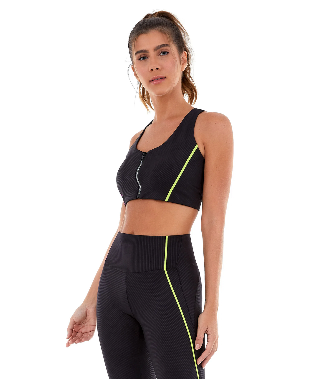 Model Front: Alto Giro Fitness Haut Top Velocity Com Ziper Holografico Preto