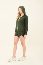 Charger l&#39;image dans la galerie, Bag-Foldable Windbreaker Jacket Verde Militar
