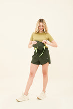 Charger l&#39;image dans la galerie, Bag-Foldable Windbreaker Jacket Verde Militar
