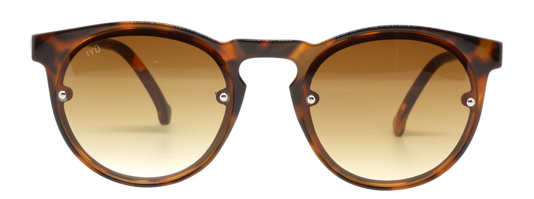 Model Front: Iyu Lunettes De Soleil Ruth Ecailles Marron