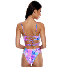 Charger l&#39;image dans la galerie, Image 05: Luli Fama Une Pièce Strappy Cut Out Blue Pink
