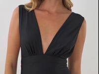 Charger et lire la vidéo dans la visionneuse de la Galerie, Video: Rio De Sol Une Pièce Touch-Black Anne
