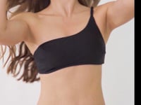 Charger et lire la vidéo dans la visionneuse de la Galerie, Video: Rio De Sol Bas Bottom Touch-Black Gigi
