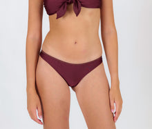 Charger l&#39;image dans la galerie, Gallery: Rio De Sol Bas Bottom Barolo Essential
