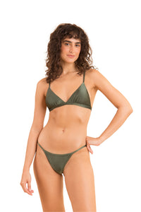 Model Front: Rio De Sol Bas Bottom Croco California