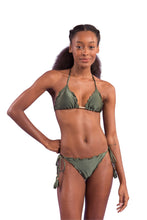 Charger l&#39;image dans la galerie, Model Front: Rio De Sol Bas Bottom Croco Frufru-Fio
