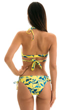 Charger l&#39;image dans la galerie, Model Back: Rio De Sol Bas Bottom Lemon Flower Transpassado
