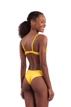 Charger l&#39;image dans la galerie, Model Back: Rio De Sol Bas Bottom Malibu-Yellow Ciao
