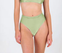 Charger l&#39;image dans la galerie, Gallery: Rio De Sol Bas Bottom Oliva Hotpants
