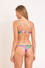 Charger l&#39;image dans la galerie, Model Back: Rio De Sol Bas Bottom Parrots Cheeky-Crispy
