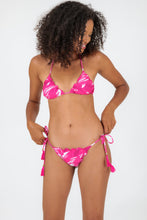 Charger l&#39;image dans la galerie, Model Front: Rio De Sol Bas Bottom Pink-Palms Frufru-Comfy
