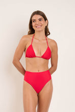Charger l&#39;image dans la galerie, Model Front: Rio De Sol Bas Bottom Rouge Hotpants
