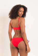 Charger l&#39;image dans la galerie, Model Back: Rio De Sol Bas Bottom Rouge Madrid
