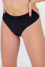 Charger l&#39;image dans la galerie, Gallery: Rio De Sol Bas Bottom Shimmer-Black Hotpants
