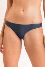Charger l&#39;image dans la galerie, Gallery: Rio De Sol Bas Bottom Shimmer-Shark Essential-Comfy
