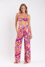 Charger l&#39;image dans la galerie, Model Front: Rio De Sol Pantalon De Plage Funny Wide Pants
