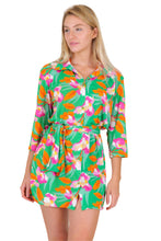 Charger l&#39;image dans la galerie, Model Front: Rio De Sol Chemise Green Bloom Chemise
