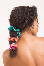 Charger l&#39;image dans la galerie, Image 04: Rio De Sol Chouchou Love-Trip Scrunchie
