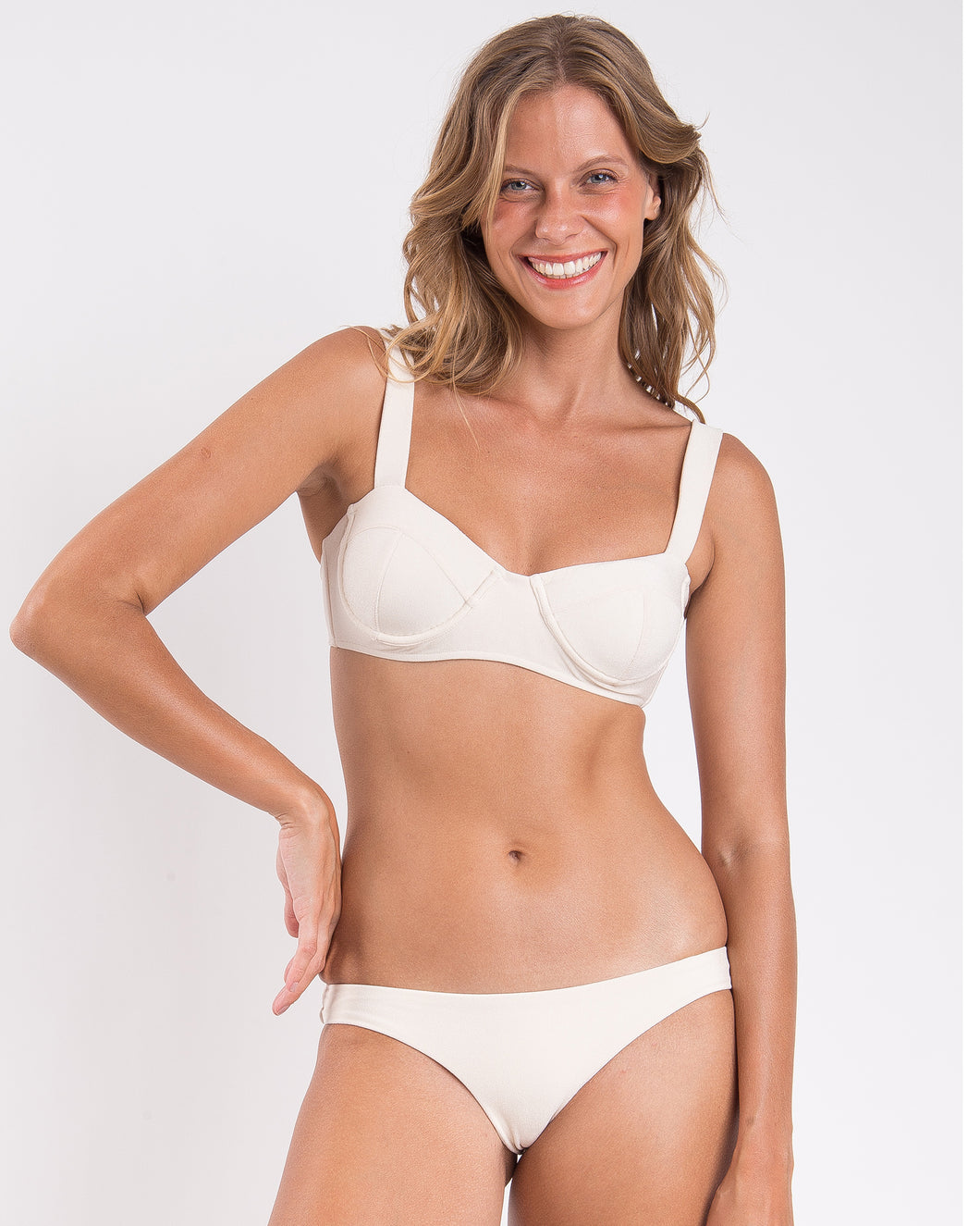 Gallery: Rio De Sol Ensemble Set Malibu-Natural Amelia Essential