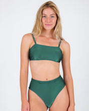Charger l&#39;image dans la galerie, Gallery: Rio De Sol Ensemble Set Palace Bandeau-Reto Hotpants
