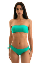Charger l&#39;image dans la galerie, Model Front: Rio De Sol Haut Top Bahamas Reto
