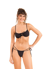 Charger l&#39;image dans la galerie, Model Front: Rio De Sol Haut Top Dots-Black Balconet-Tie

