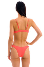 Charger l&#39;image dans la galerie, Model Back: Rio De Sol Haut Top Dots-Tabata Mila
