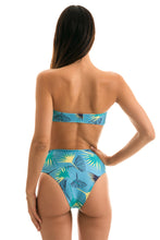 Charger l&#39;image dans la galerie, Model Back: Rio De Sol Haut Top Flower Geometric Reto
