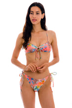 Charger l&#39;image dans la galerie, Model Front: Rio De Sol Haut Top Frutti Mila
