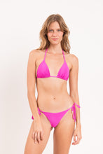 Charger l&#39;image dans la galerie, Model Front: Rio De Sol Haut Top Malibu-Rosa Tri-Inv
