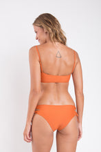 Charger l&#39;image dans la galerie, Model Back: Rio De Sol Haut Top Ocre Bandeau-Reto
