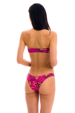 Charger l&#39;image dans la galerie, Model Back: Rio De Sol Haut Top Roar-Pink Bandeau-Reto
