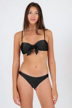 Charger l&#39;image dans la galerie, Model Front: Rio De Sol Haut Top Shimmer-Black Bandeau-No
