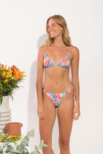 Charger l&#39;image dans la galerie, Model Front: Rio De Sol Haut Top Zinnia Tri-Inv
