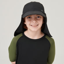 Charger l&#39;image dans la galerie, Model Front: Uv Line Casquette Legionario Teens Preto Upf50+

