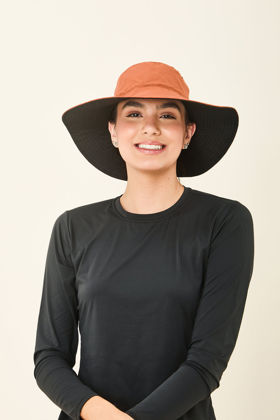 Model Front: Uv Line Chapeau Souple/Capeline San Diego Preto Caramelo Upf50+