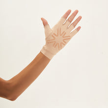 Charger l&#39;image dans la galerie, Image 02: Uv Line Gants Short Glove Chocolate Upf50+
