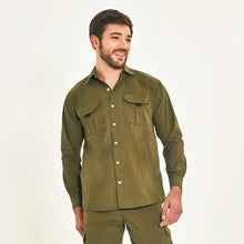 Charger l&#39;image dans la galerie, Model Front: Uv Line Fitness Haut Tenerife Verde Militar Upf50+
